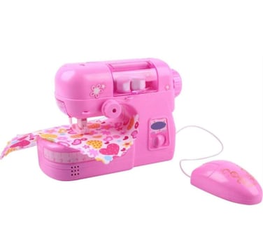 Kids Toy Sewing Machine – Mini Pink Sewing Machine with Heart Design, Battery Operated – Beginner Sewing Toy for Girls Ages 4+, Fun Educational Craft Toy for Kids
